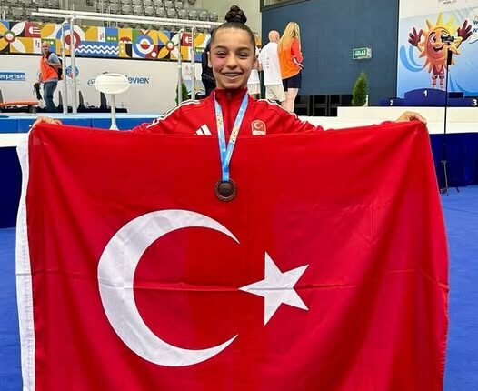 Yaşam’dan Tarihimizin İlk Madalyası