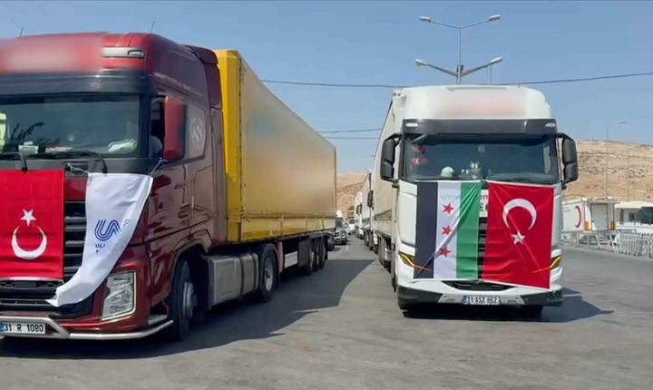 Türkiye Cumhuriyeti ile Suriye arasında aktarmasız kara yolu taşımacılığı 13 yıl sonra yeniden başladı