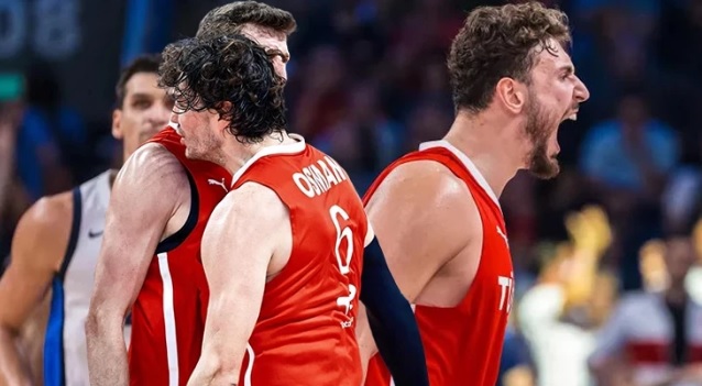 Yunanistan 68-94 Türkiye (12 Dev Adam EuroBasket’te finalde)