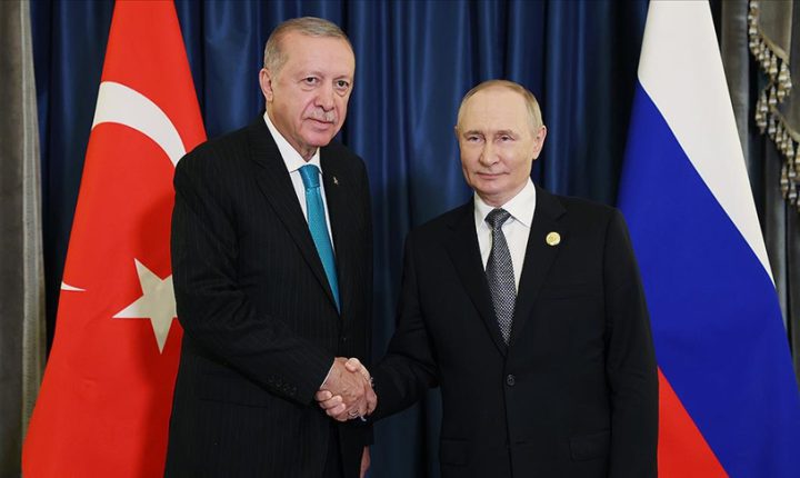 Putin: Türkiye Cumhuriyeti’ni güvenilir ve kendini kanıtlamış bir ortak olarak görüyoruz