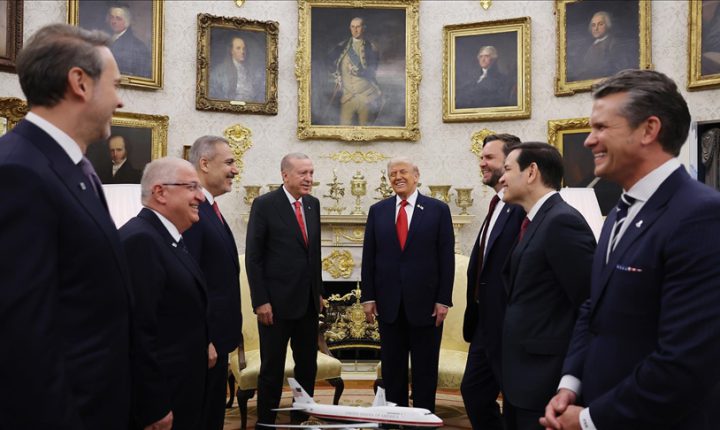 Türkiye Cumhuriyeti Dışişleri Bakanı Fidan, Erdoğan-Trump görüşmesinin verimli ve başarılı geçtiğini söyledi