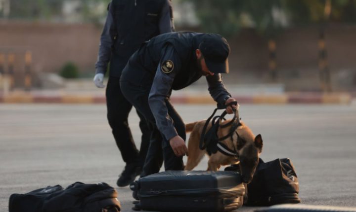 Şam’da, BAE’ye kaçırılmak üzere gönderilen bir Captagon sevkiyatı ele geçirildi.