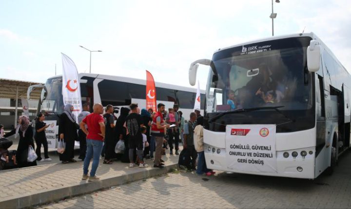 9 ayda 509 bin Suriyeli ülkesine döndü