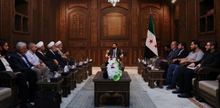 Suriye İçişleri Bakanı Hattab, Başkent Şam’da Şii toplumunun önde gelen isimleriyle bir araya geldi