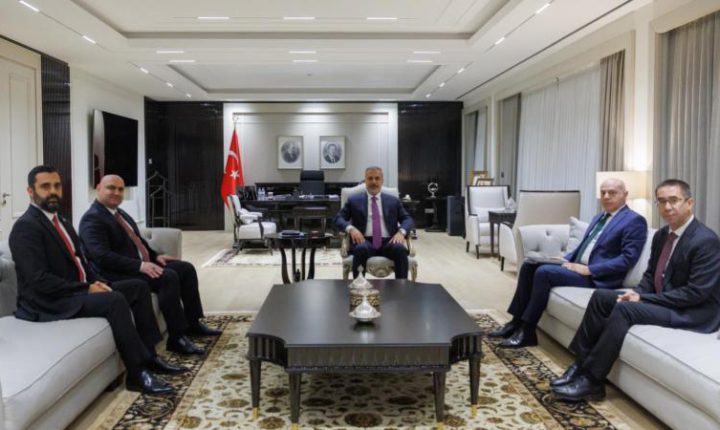 Bakan Fidan, Irak Türkmen Cephesi Başkanı Ağaoğlu ile görüştü