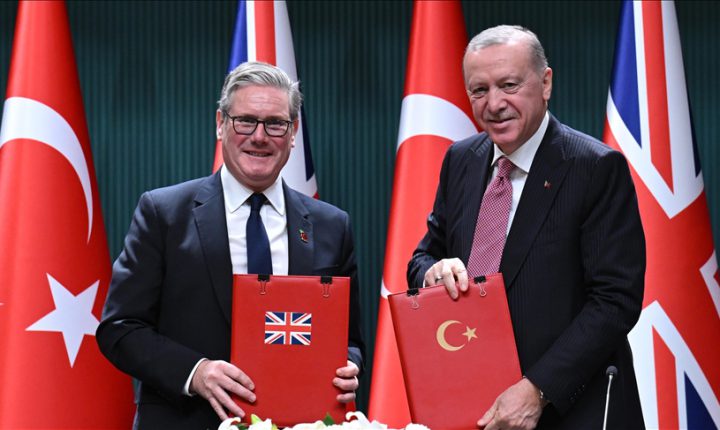 Türkiye Cumhuriyeti Cumhurbaşkanı Erdoğan ve İngiltere Başbakanı Starmer, Eurofighter Typhoon savaş uçağı işbirliği anlaşmasını imzaladı