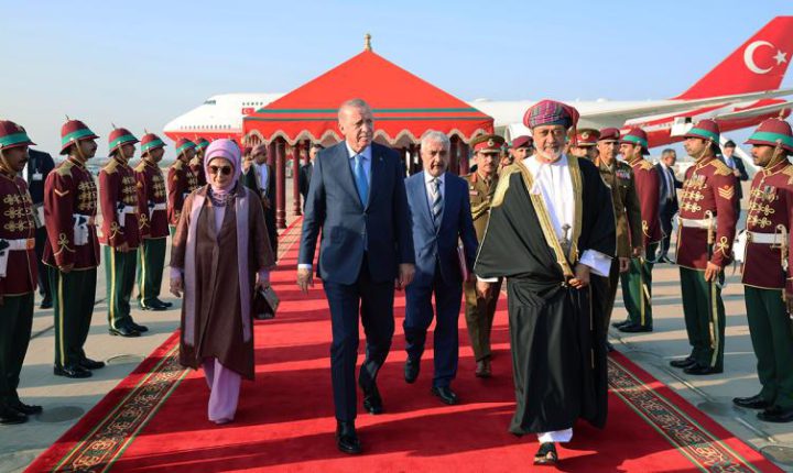 Türkiye Cumhuriyeti Cumhurbaşkanı Erdoğan Umman’da