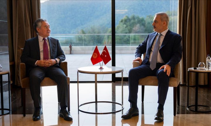 Türkiye Cumhuriyeti Dışişleri Bakanı Fidan, Kırgız mevkidaşı Kulubayev ile Azerbaycan’da görüştü