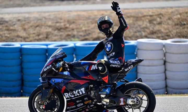 Toprak Razgatlıoğlu üçüncü kez Dünya şampiyonu