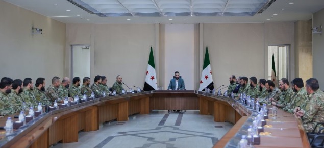 Suriye Cumhurbaşkanı Şara, Savunma Bakanı ve Komutanlarla Ulusal Gelişmeleri Değerlendirdi