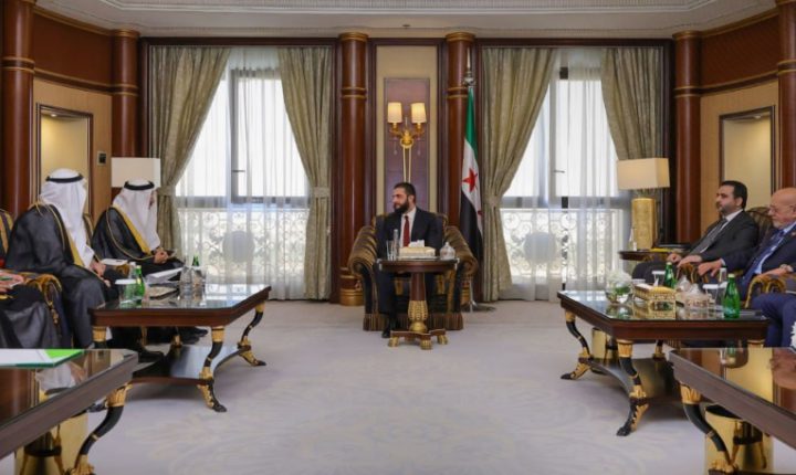 Suriye Cumhurbaşkanı Şara, Suudi Yatırım Bakanı ile Riyad’da Bir Araya Geldi