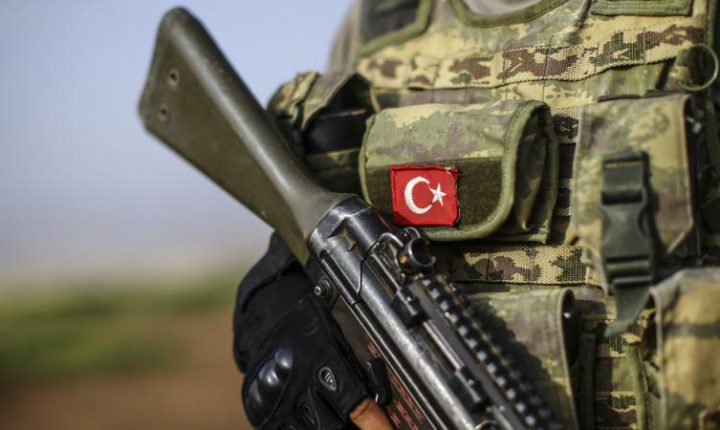 Türk askerinin Irak ve Suriye’deki görev süresinin uzatılmasına ilişkin tezkere TBMM’de