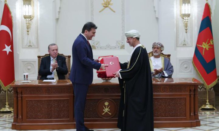 Türkiye Cumhuriyeti ile Umman arasında anlaşmalar imzalandı