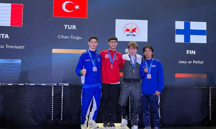 🥊 Avrupa Muaythai Şampiyonası’nda yarışan sporcularımız, organizasyonu 17 madalya ile tamamladı. 👏