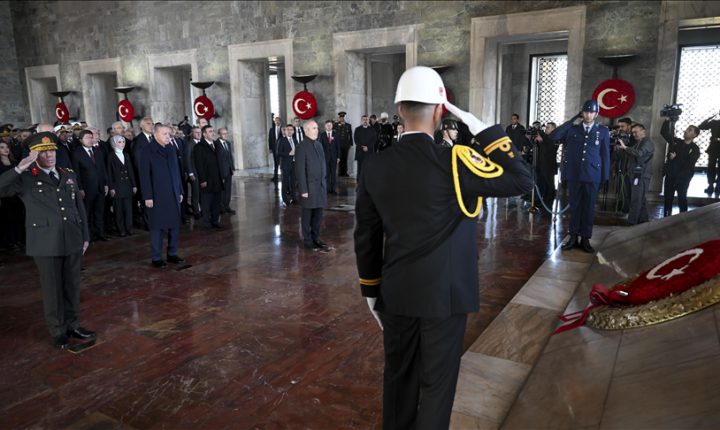 Büyük Önder Atatürk için Anıtkabir’de devlet töreni düzenlendi