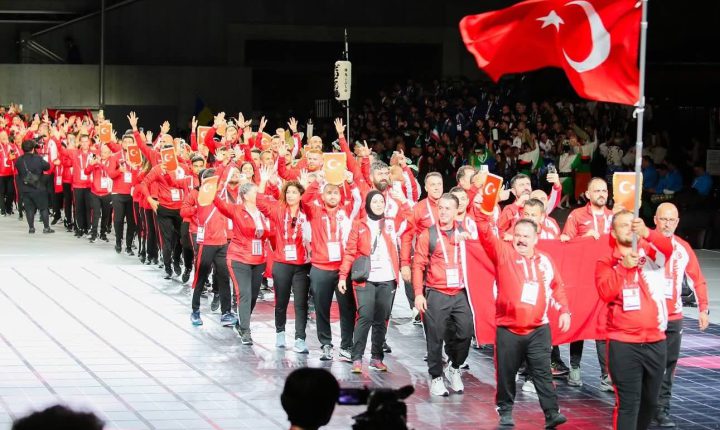 💫Japonya’nın başkenti Tokyo’nun ev sahibi olduğu 2025 Deaflympics’in açılış seremonisi yapıldı.