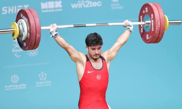 MUHAMMED FURKAN’dan 2 ALTIN 1 GÜMÜŞ