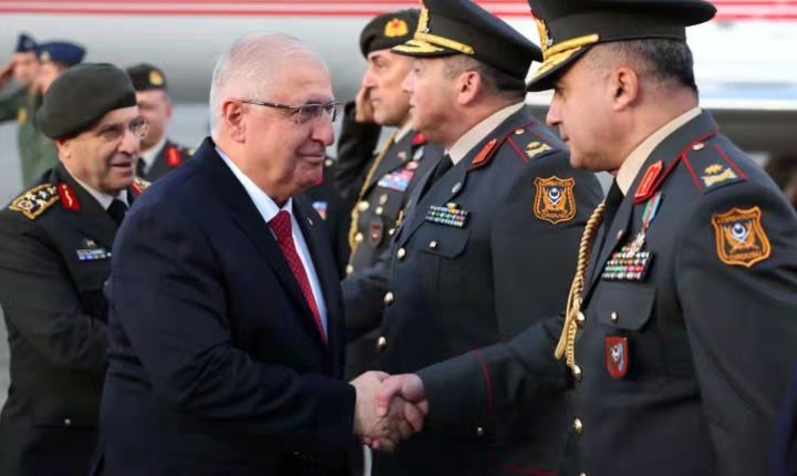 Türkiye Cumhuriyeti Millî Savunma Bakanı Yaşar Güler, kardeş ülke Azerbaycan’ın 8 Kasım Zafer Günü kutlamalarına katılmak üzere Bakü’ye gitti.