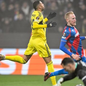 Fenerbahçe Çekya’dan 1 puanla döndü