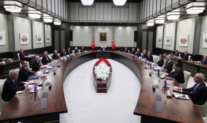 Türkiye Cumhuriyeti Cumhurbaşkanlığı Kabinesi yoğun gündemle toplanacak