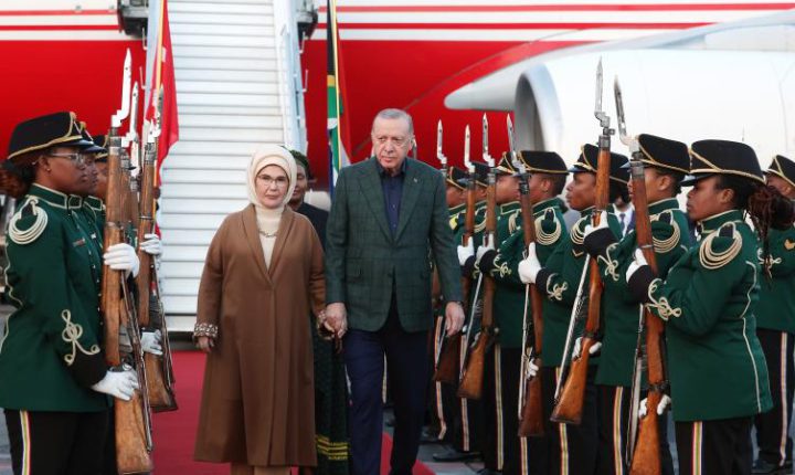 Türkiye Cumhuriyeti Cumhurbaşkanı Erdoğan, G20 Liderler Zirvesi için Güney Afrika’da