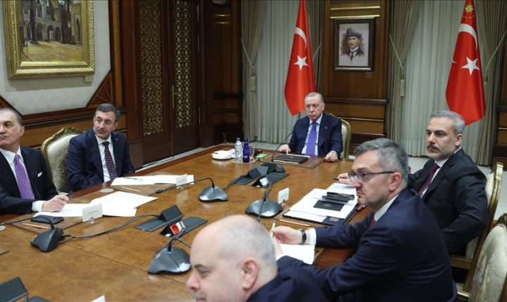 Türkiye Cumhuriyeti Cumhurbaşkanı Erdoğan, Ukrayna konusunda Gönüllüler Koalisyonu Liderler Zirvesi’ne katıldı