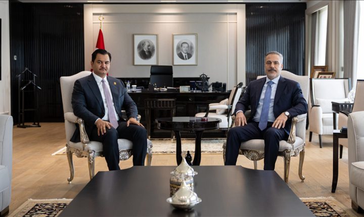 Türkiye Cumhuriyeti Dışişleri Bakanı Fidan, Libya Ulusal Ordusu Genel Komutan Yardımcısı Orgeneral Hafter ile görüştü