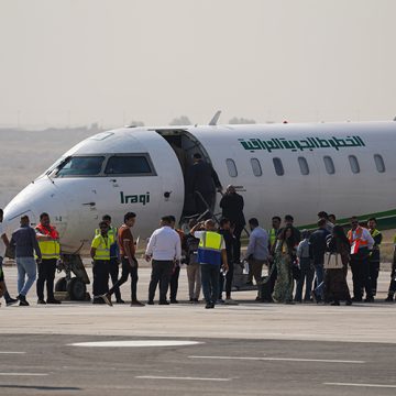 Irak’ta, DAEŞ saldırıları nedeniyle devre dışı kalan Musul Havalimanı’na 2014’ten bu yana ilk uçak indi