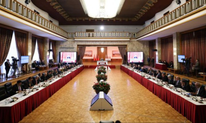 Milli Dayanışma, Kardeşlik ve Demokrasi Komisyonu İmralı’ya gitti