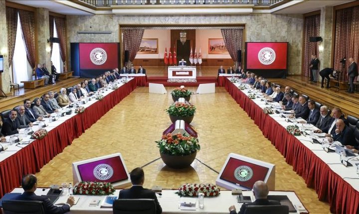 Milli Dayanışma, Kardeşlik ve Demokrasi Komisyonu 18. toplantısında “İmralı ziyareti”ni görüşecek