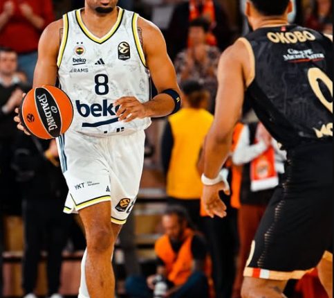 Fenerbahçe Beko’dan muhteşem zafer