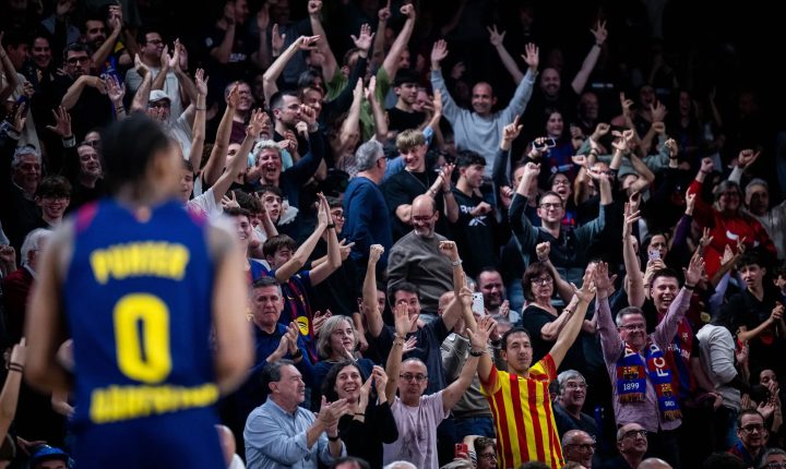 ❌İspanya ekibi Barcelona’nın taraftar grupları, İsrail basketbol takımlarının Avrupa Ligi’nden menedilmesi talebinde bulundu.
