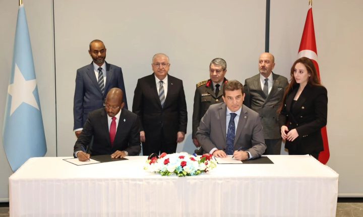 OYAK ile Somali Balıkçılık ve Mavi Ekonomi Bakanlığı arasında “Stratejik İş Birliği ve Hizmet Anlaşması” imzalandı.