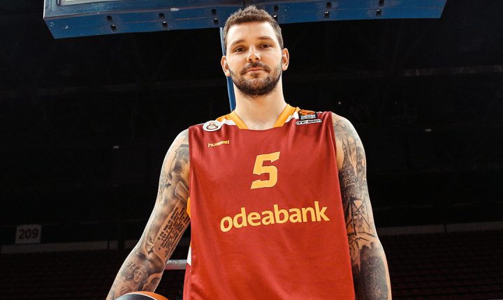📢Galatasaray MCT Technic, sportif direktörlük görevine 2016 EuroCup şampiyonluğu kadrosunda bulunan eski oyuncusu Vladimir Micov’u getirdiğini açıkladı.