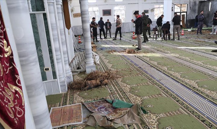 Arap ülkeleri, Suriye’de camiyi hedef alan terör saldırısını kınayarak “dayanışma mesajı” verdi