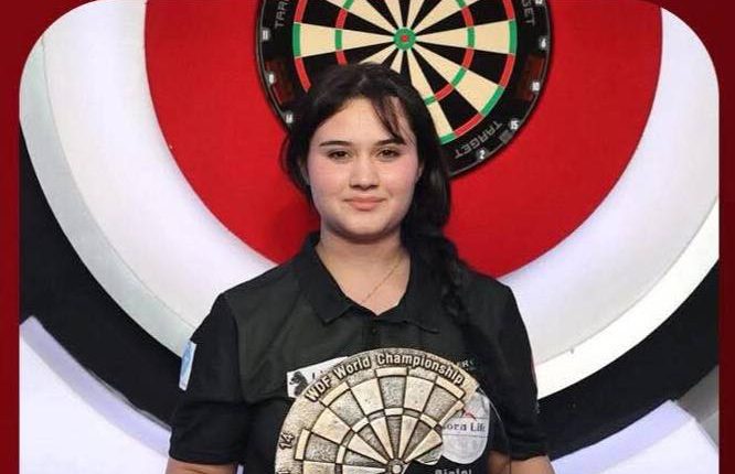 🎯 Milli Dartçımız bir ilke imza atarak Dünya şampiyonu oldu ve adını tarihe yazdırdı.💪