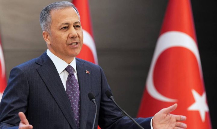 Bakan Yerlikaya: Son 1 yılda 578 bin Suriyeli ülkesine döndü