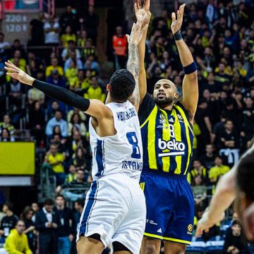 🔵 Türk gecesinde kazanan Fenerbahçe Beko