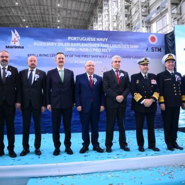 STM’nin Ana Yükleniciliğinde İnşa Edilecek Portekiz Denizde İkmal ve Lojistik Destek Gemilerinden İlkinin Bloku Törenle Kızağa Alındı