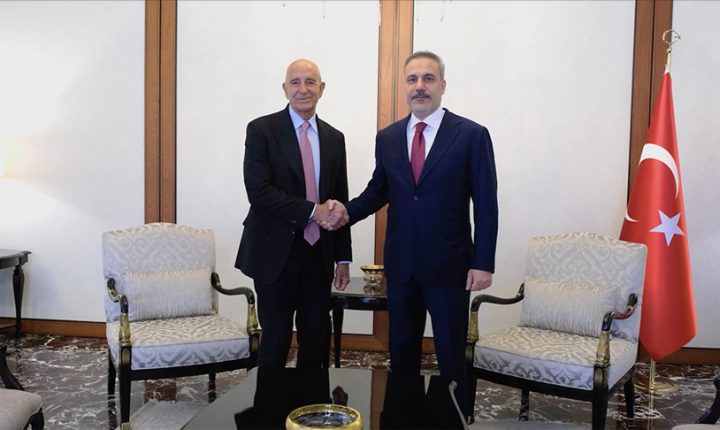 Türkiye Cumhuriyeti Dışişleri Bakanı Fidan, ABD’nin Ankara Büyükelçisi Barrack’ı kabul etti