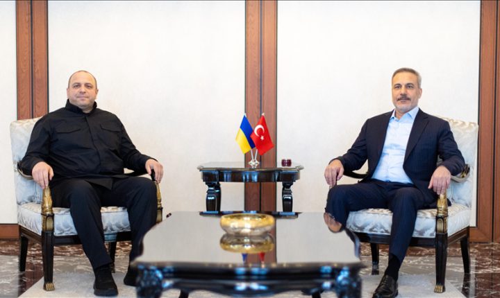 Bakan Fidan, Ukrayna Ulusal Güvenlik ve Savunma Konseyi Sekreteri Umerov ile görüştü