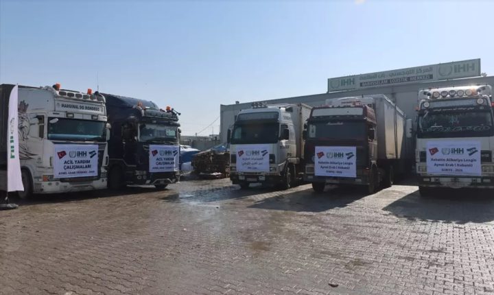 İHH, Suriye’nin Aynularab Kentine Yardım Gönderdi