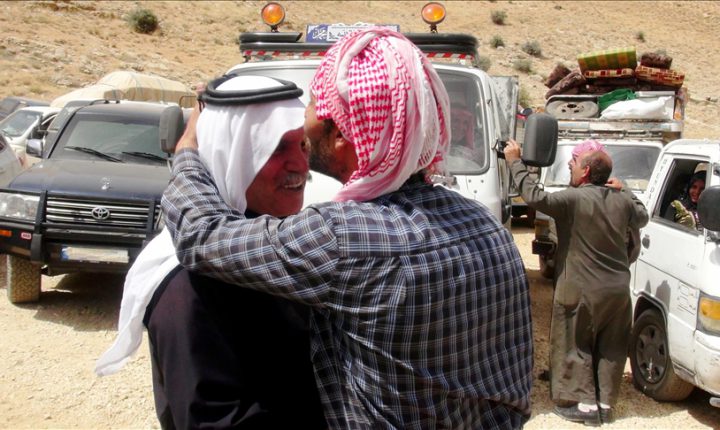 Lübnan’dan 2025’te yarım milyondan fazla Suriyeli mülteci ülkelerine döndü