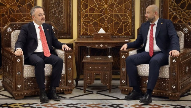 Büyükelçi Yılmaz, Suriye Afet Bakanı Salih ile iş birliğini görüştü