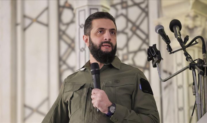 Suriye Cumhurbaşkanı Şara, Kürtlerin korunmasının terör örgütü PKK ile ilişkilendirilemeyeceğini söyledi