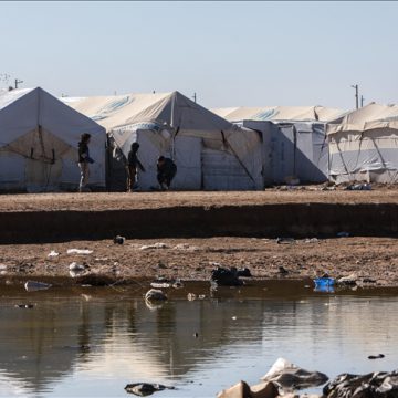Suriye’deki Hol Kampı’nda, DEAŞ’lıların yakınları dışındaki aileler güvenli çıkış için hükümetin incelemelerini bekliyor