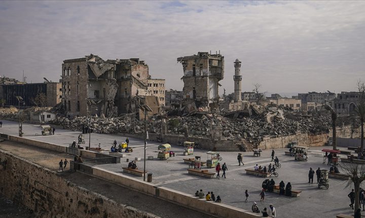 Suriye Sağlık Bakanlığı Halep, Deyrizor ve Rakka’da olağanüstü hali sona erdirdi