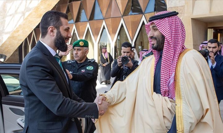 Suudi Arabistan Veliaht Prensi Bin Selman ile Suriye Cumhurbaşkanı Şara ikili ilişkileri görüştü