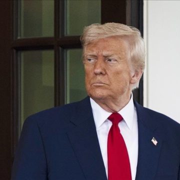 Trump, Suriye’deki siyasi süreç konusunda Cumhurbaşkanı Şara’ya güvendiğini vurguladı
