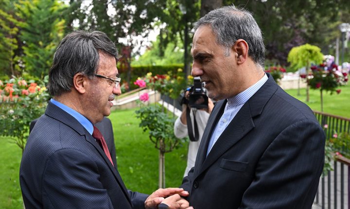 Türkmenoğlu, İran Büyükelçisi Habibullahzade ile Görüştü